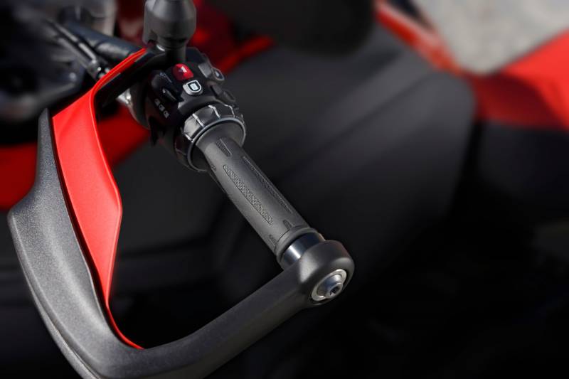BMW Motorrad présente son Automated Shift Assistant (ASA).